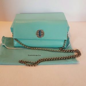 ✨8/31 HP✨Tiffany and Co Wallet