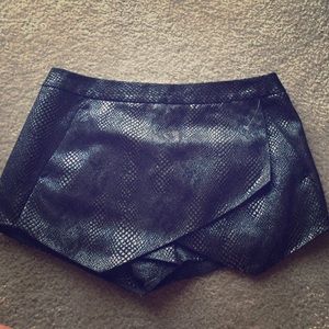 Metallic black and silver skirt/shorts!