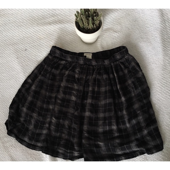 plaid mini skirt
