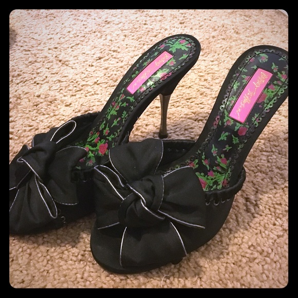 Betsey johnson High heel