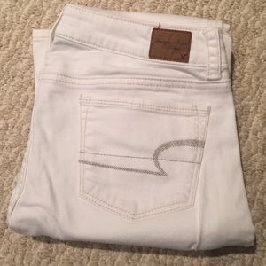 AE White Skinny Kick Jeans