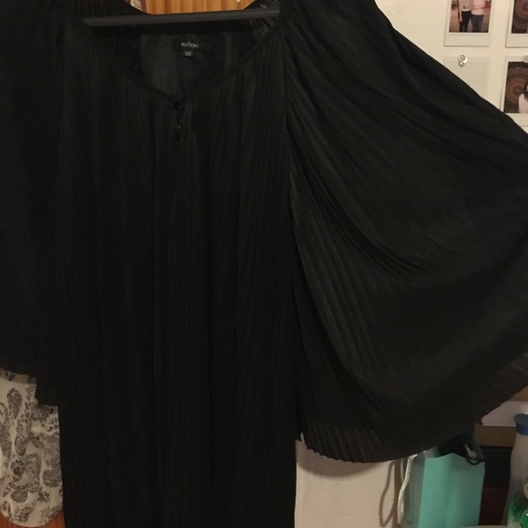 Millau Accordion Pleated Dress - Picture 3 of 4