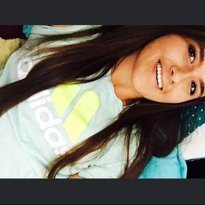 Meet your Posher, Cara