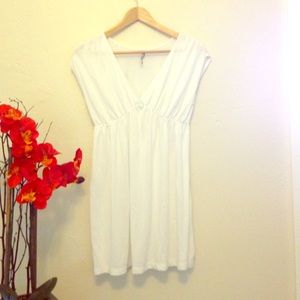 Size small Old Navy maternity top.