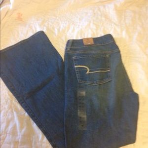 NWT American eagle jeans