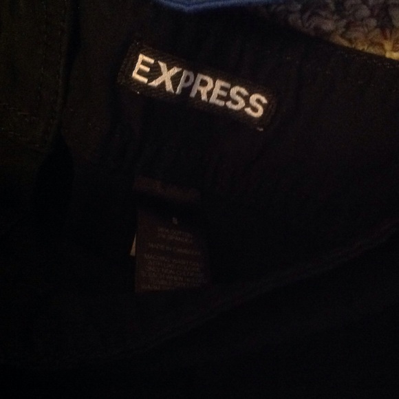 Express shorts - Picture 3 of 4