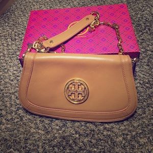 Tan Tory burch purse