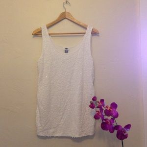 XL white sequence Old Navy tank.