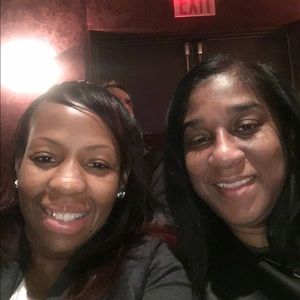 Meet your Posher, Yolanda