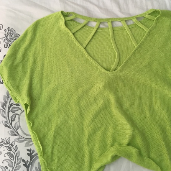 Oversized LF sweater poncho - Picture 3 of 3