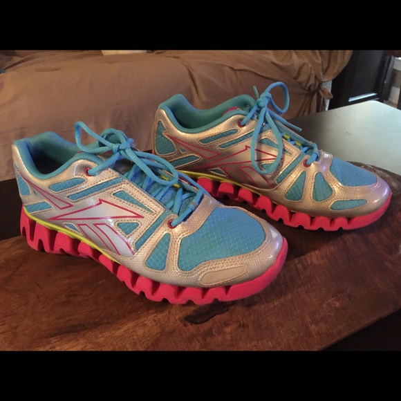 Reebok Zig Tech size 7