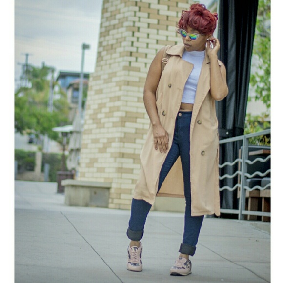 Nude long vest