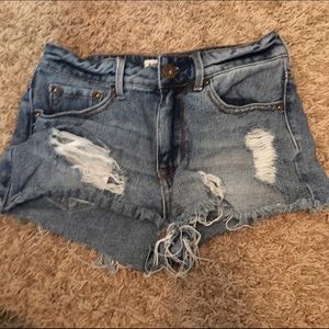 High Rise Pac Sun shorts