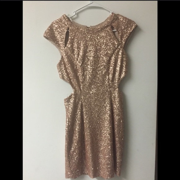 Rose gold sequin dress - Picture 4 of 4