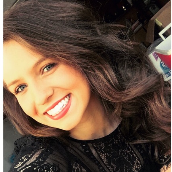 Meet your Posher, Brie - Picture 1 of 1