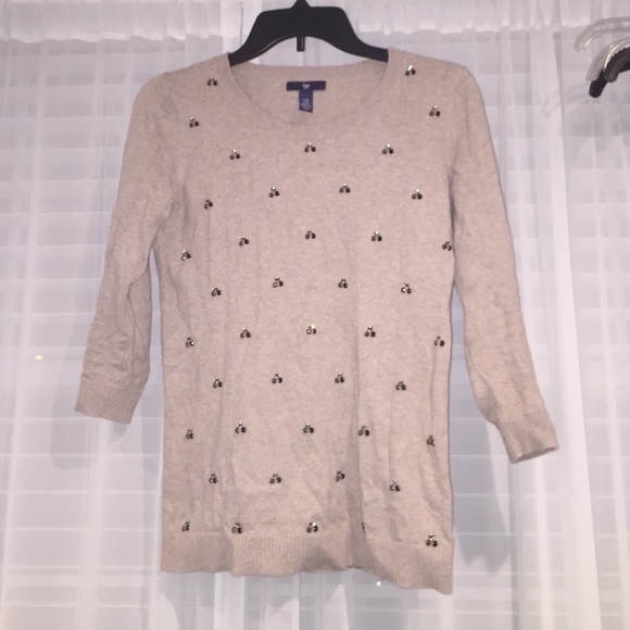 Super cute & soft GAP bejeweled sweater top
