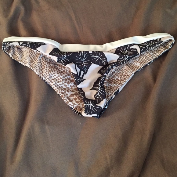 ACACIA waikoloa bottom *also available on merc*