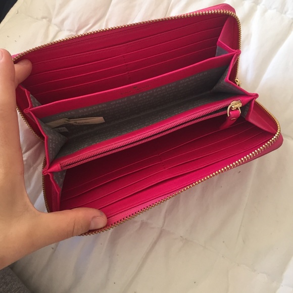 Kate Spade pink wallet - Picture 3 of 3