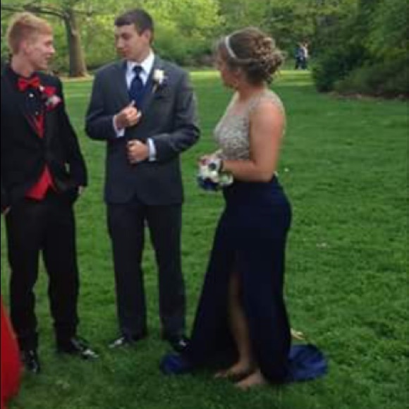 Prom dress - Picture 3 of 4