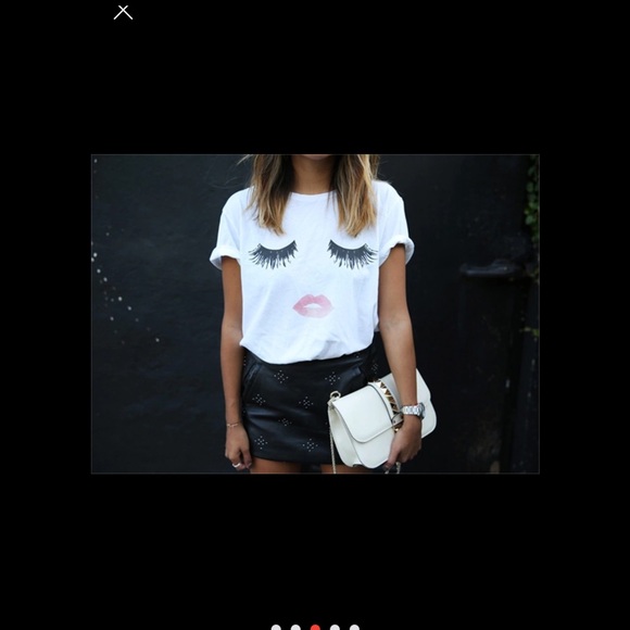 SEXY EYELASH AND LIPS FUN TEE!!! - Picture 3 of 4