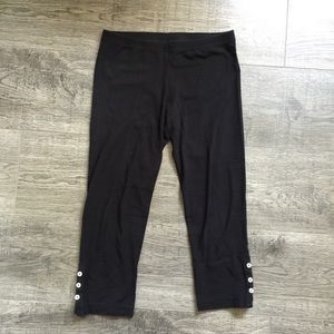 American Apparel Cropped Button Black Leggings