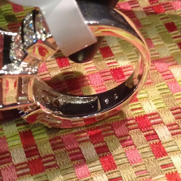 🙈CLOSE OUT 😱 - Picture 4 of 4