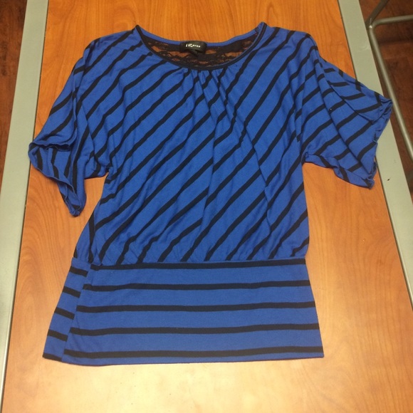 Very cute stripped shirt