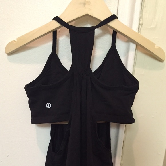 Lululemon Black No Limit Tank