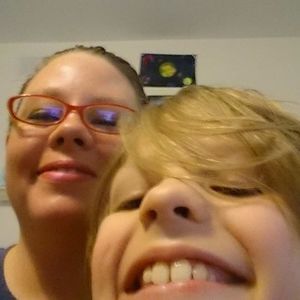 Meet your Posher, Holly