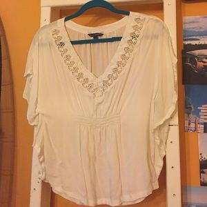 Pretty White Lace Flowy Blouse