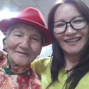 Meet your Posher, Sarantuya