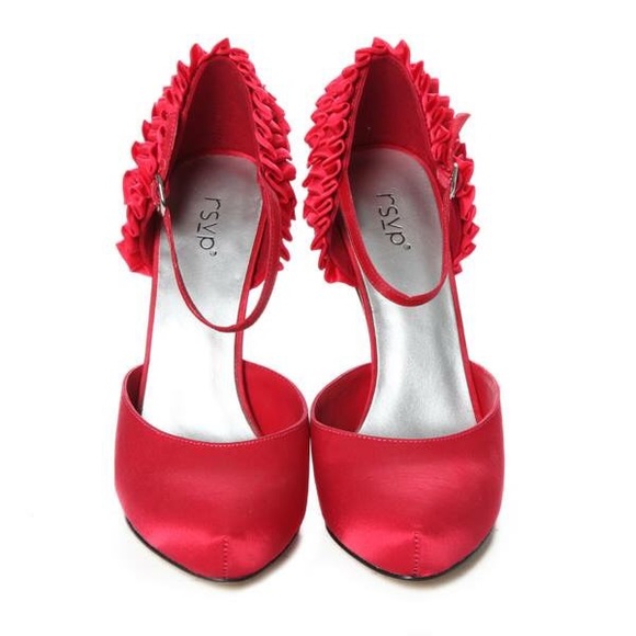 RSVP Ruffled Pumps - Picture 2 of 3