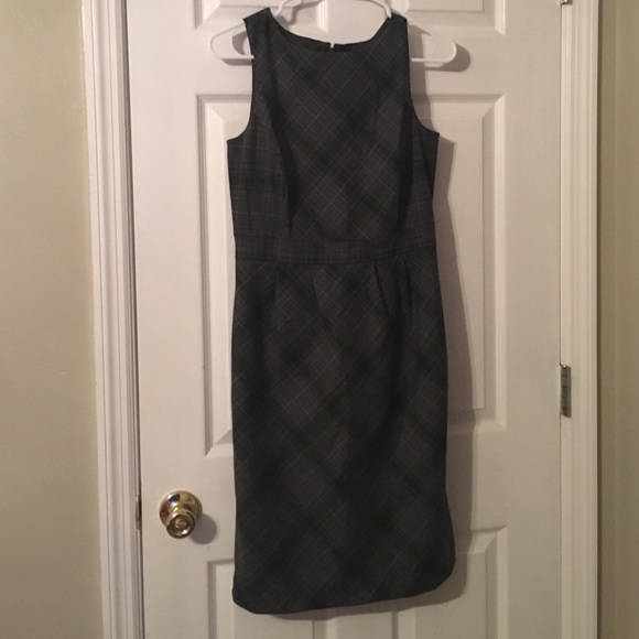 Merton dress size 2 EUC