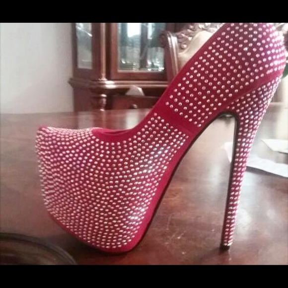 Red platform Stiletto with silver dot sequins.