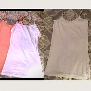 3 Camisole BUNDLE! Two white, one pink! NEW👚