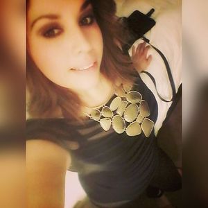 Meet your Posher, Alitta