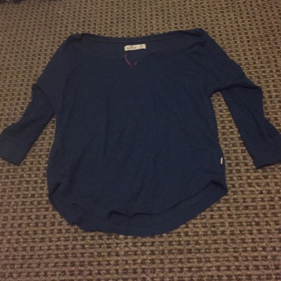 Hollister top