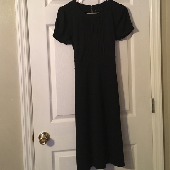 Black limited dress size m EUC