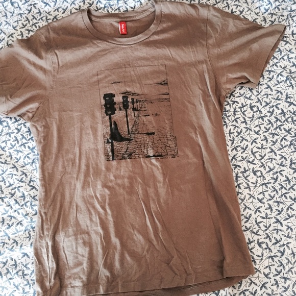 Mocha street light tee