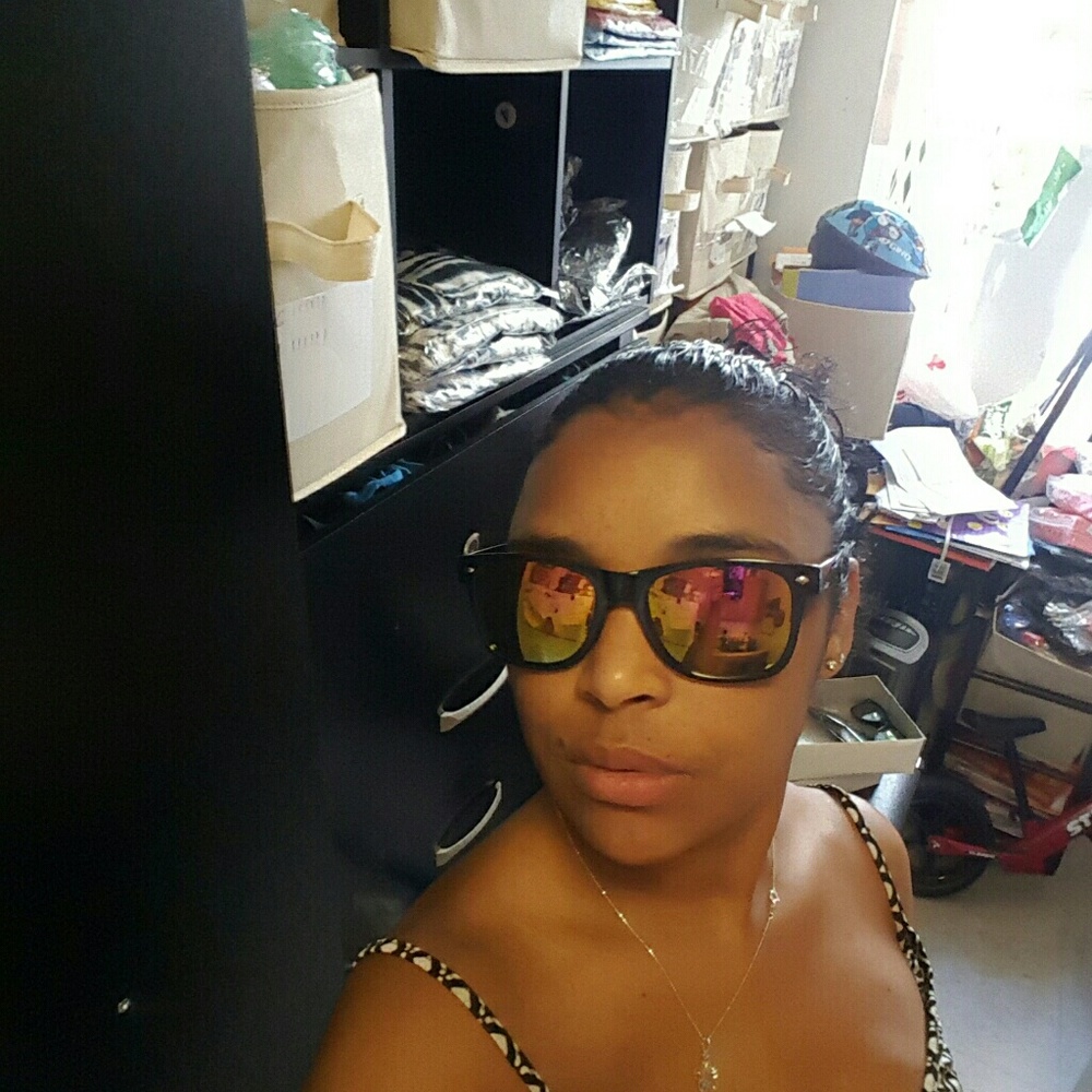 Unisex Mirror Lens Sunglasses - Picture 2 of 3