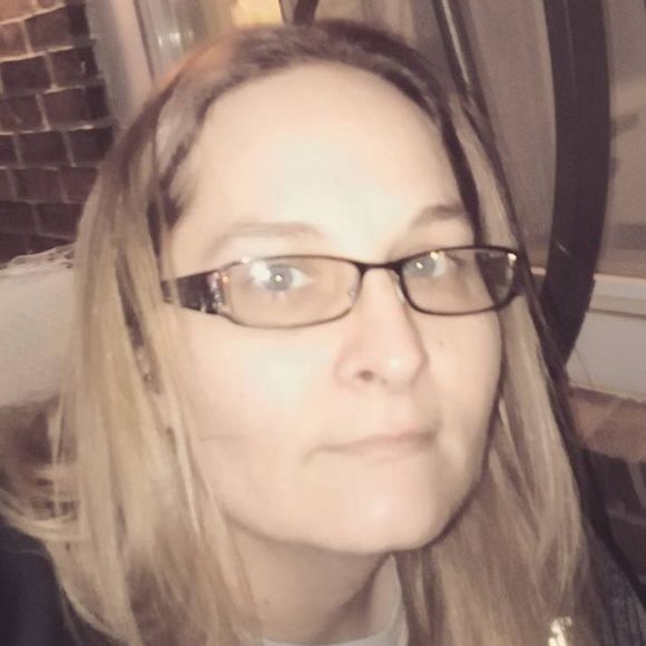 Meet your Posher, Jillian