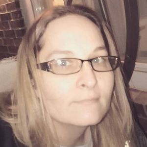 Meet your Posher, Jillian