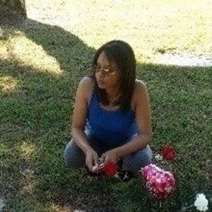 Meet your Posher, Cassandra