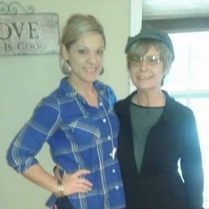 Meet your Posher, Linda