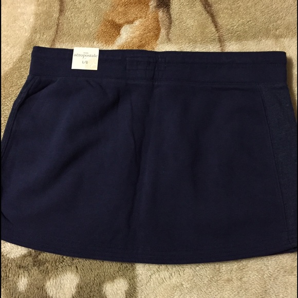 Skirt - Picture 2 of 3