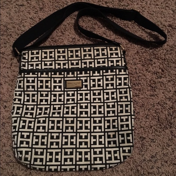 Tommy Hilfiger crossbody bag.