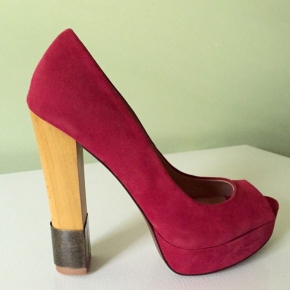 Red Suede Platform Pumps - Picture 2 of 4