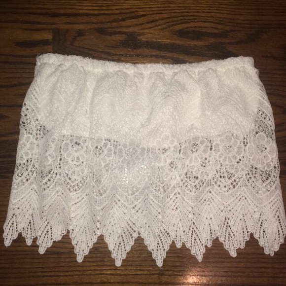 Lace drop top