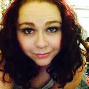 Meet your Posher, Selena