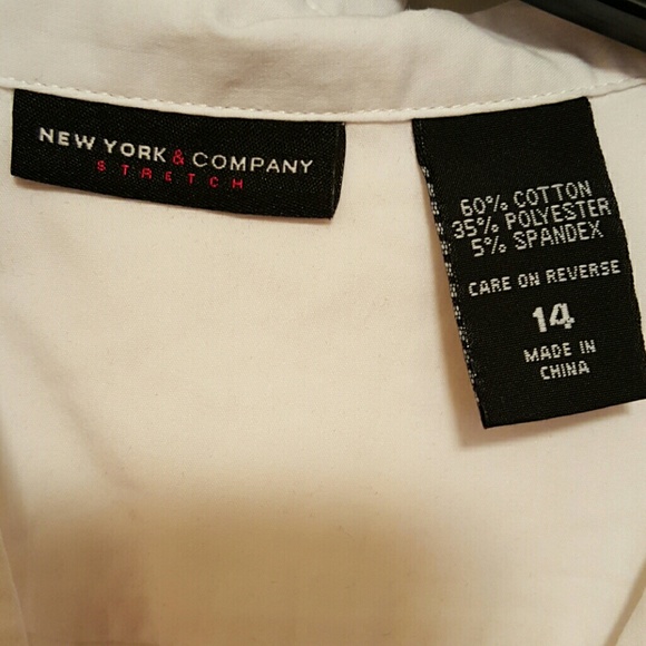 Classic white top - Picture 2 of 3